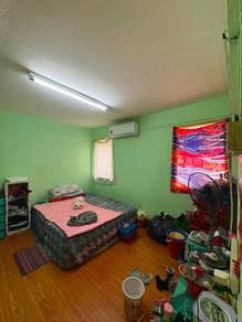 Stulang Laut, Johor Bahru的平层住宅，照片6
