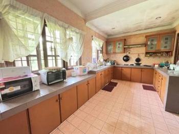 Bungalow at Tanjung 3, Bukit Beruntung, photo 5
