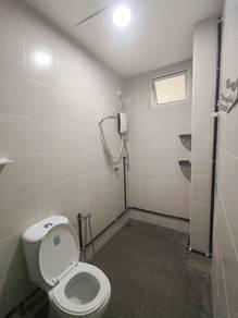 Bathroom – Condominium at Jalan Jelutong, Jelutong, photo 7