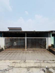 Exterior – House at Seksyen 20, Shah Alam, photo 2