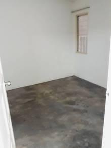 Bedroom – House at Seksyen 20, Shah Alam, photo 8