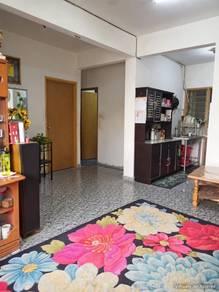 客厅/饭厅 – Mutiara Idaman 2, Blok 2A, Jelutong的公寓，照片3