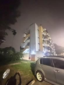 Flat at Blok 81, Jalan Tengah, Bayan Baru, photo 6
