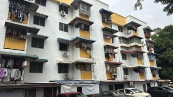 Flat at Blok 81, Jalan Tengah, Bayan Baru, photo 3
