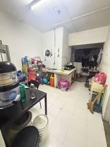 Flat at Blok 81, Jalan Tengah, Bayan Baru, photo 7