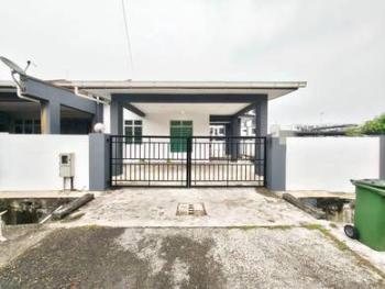 House at Stutong Baru, Kuching, photo 1