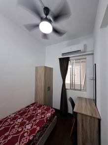 Bilik di Desa Putra Condominium, Wangsa Maju, foto 8