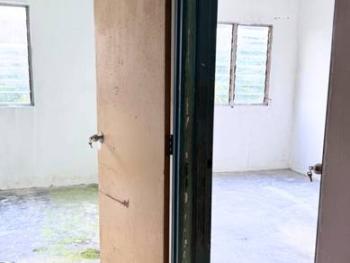 Flat at Blok 26, Persiaran Lestari Perdana, Seri Kembangan, photo 5