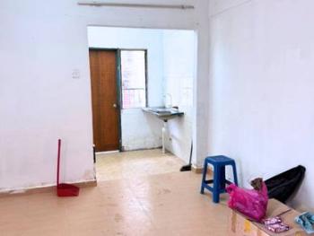 Flat at Blok 26, Persiaran Lestari Perdana, Seri Kembangan, photo 3