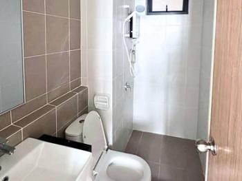 Kondominium di Ideal Venice Residency, Gelugor, foto 3