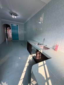 Dapur – Rumah di Taman Desa Jaya, Tebrau, foto 5