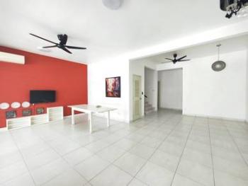 Jalan Pinggiran, Horizon Hills的房屋，照片1