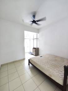 Jalan Pinggiran, Horizon Hills的房屋，照片7