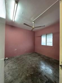 Flat at Taman Selayang Makmur, Selayang, photo 4