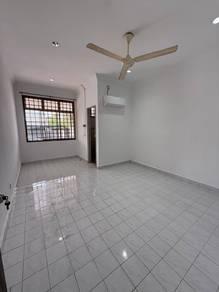 Rumah di Taman Megah Ria, Masai, foto 6