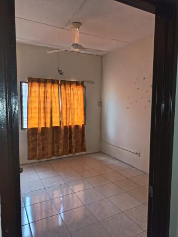 Rumah di jalan putra perdana, Puchong, foto 3