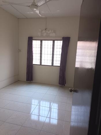Rumah di jalan putra perdana, Puchong, foto 10