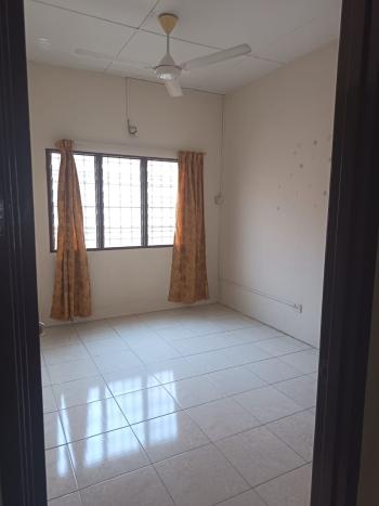 Rumah di jalan putra perdana, Puchong, foto 9