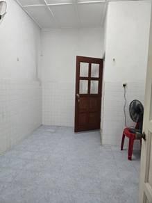 Rumah di Jalan Simbang x, Perling, foto 5