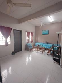 Living & dining – Townhouse at Taman Kota Laksamana, Melaka City, photo 3