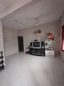 Living & dining – Townhouse at Taman Kota Laksamana, Melaka City, photo 4