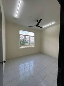 Apartment at bandar bukit mahkota, Bangi, photo 2