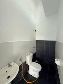 Bathroom – House at Bukit Tambun Perdana, Durian Tunggal, photo 9