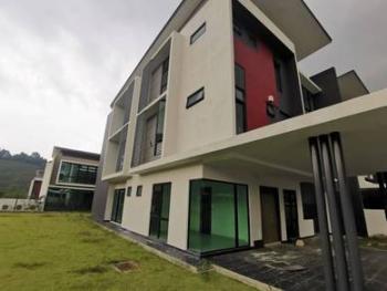 Bungalow at Perdana Heights U10, Shah Alam, photo 1