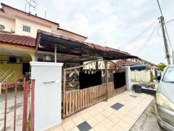 外观 – Taman Semenyih Mewah, Semenyih的房屋，照片3