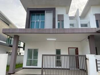 Taman Lukut Lagenda, Lukut的房屋，照片1