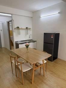 Apartmen di Taman Desa Relau 2, Relau, foto 1