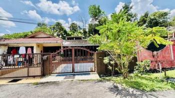House at Taman Bukit Ampang, Ampang, photo 1