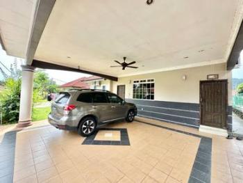 Taman Tunku Sarina, Jitra的平房，照片7