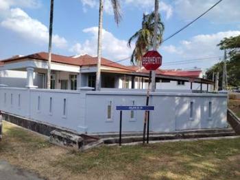 House at Taman Desa Idaman Durian Tunggal, Durian Tunggal, photo 4