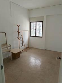 Flat at Taman Paya Terubong Blk 5, Paya Terubong, photo 5