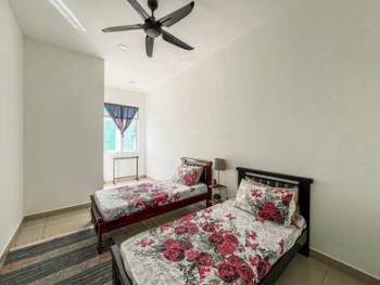 Rumah di Warisan Villa, Nilai, foto 4