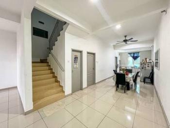 Rumah di Warisan Villa, Nilai, foto 10