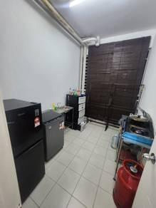 Kitchen – Room at Kristal View, Shah Alam, photo 6