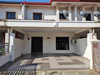House at Lorong Matang Jaya, Kuching, photo 2