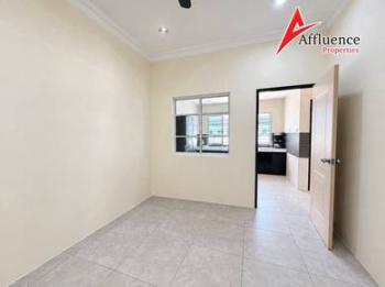 Bedroom – House at Taman Berlian, Kota Samarahan, photo 4