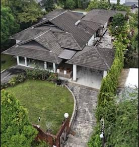 Bungalow at TAMAN LIONG SENG, Kuching, photo 1