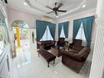 Ruang tamu & makan – Banglo di Kg Gong Pasir, Dungun, foto 3