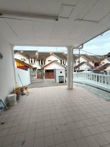 House at Jalan Banang, Ulu Tiram, photo 3