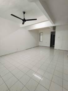 House at Jalan Banang, Ulu Tiram, photo 7