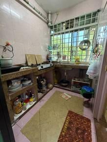Flat at Jalan Permas 7, Permas Jaya, photo 2