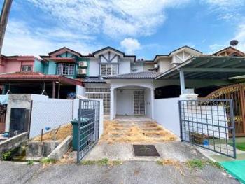 House at Seksyen 8, Bangi, photo 1