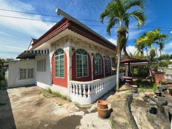 Bungalow at Taman Maju Rapat, Gunung Rapat, Ipoh, photo 1