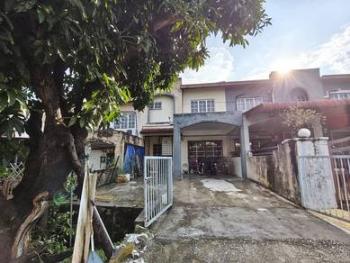 Lorong Naluri Sukma, Puncak Alam的房屋，照片2