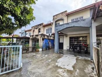 Lorong Naluri Sukma, Puncak Alam的房屋，照片1
