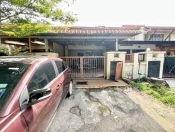 House at Taman Perindustrian UEP, Subang Jaya, photo 2